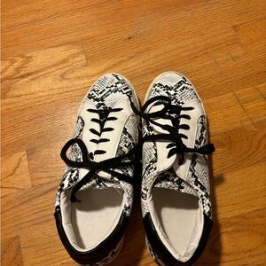 Women’s snakeskin sneakers size 8